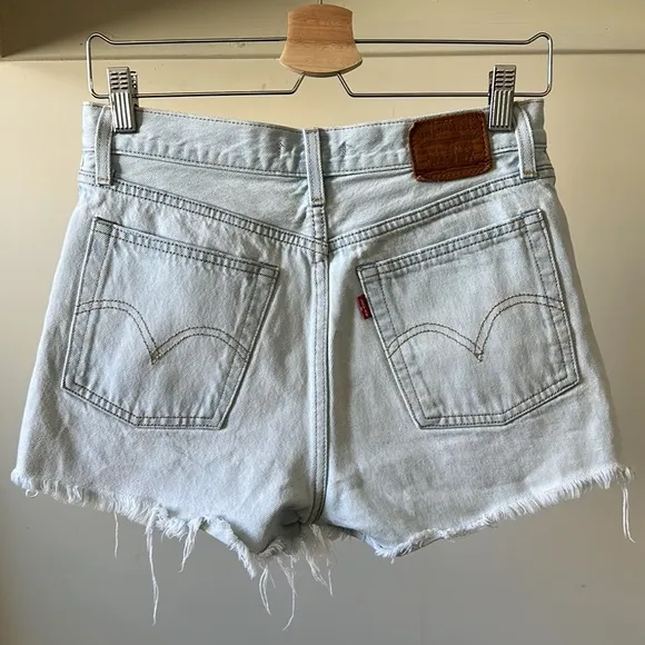 Vintage Levi’s wedgie button fly high rise frayed distressed rigid denim shorts