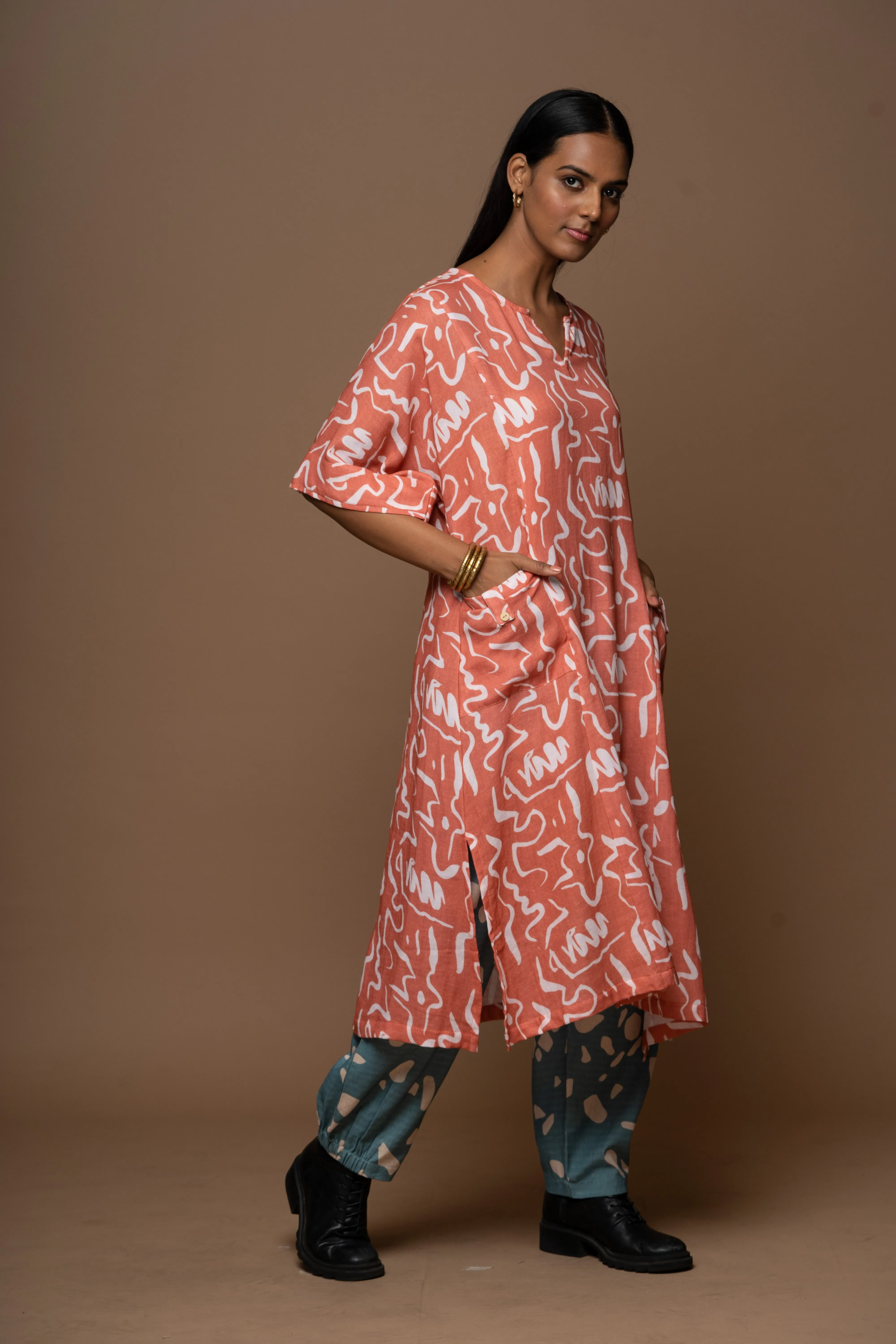 Whisper Pleats Pants in Terrazzo Love Pattern