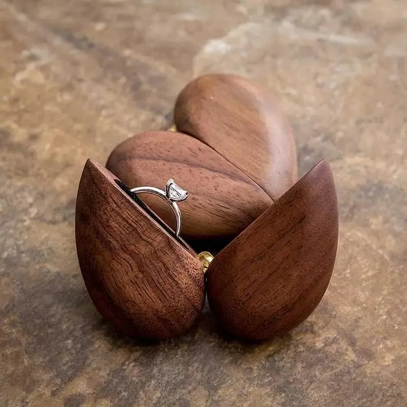 Wood Gift Heart Shape Ring Box for Wedding Engagement