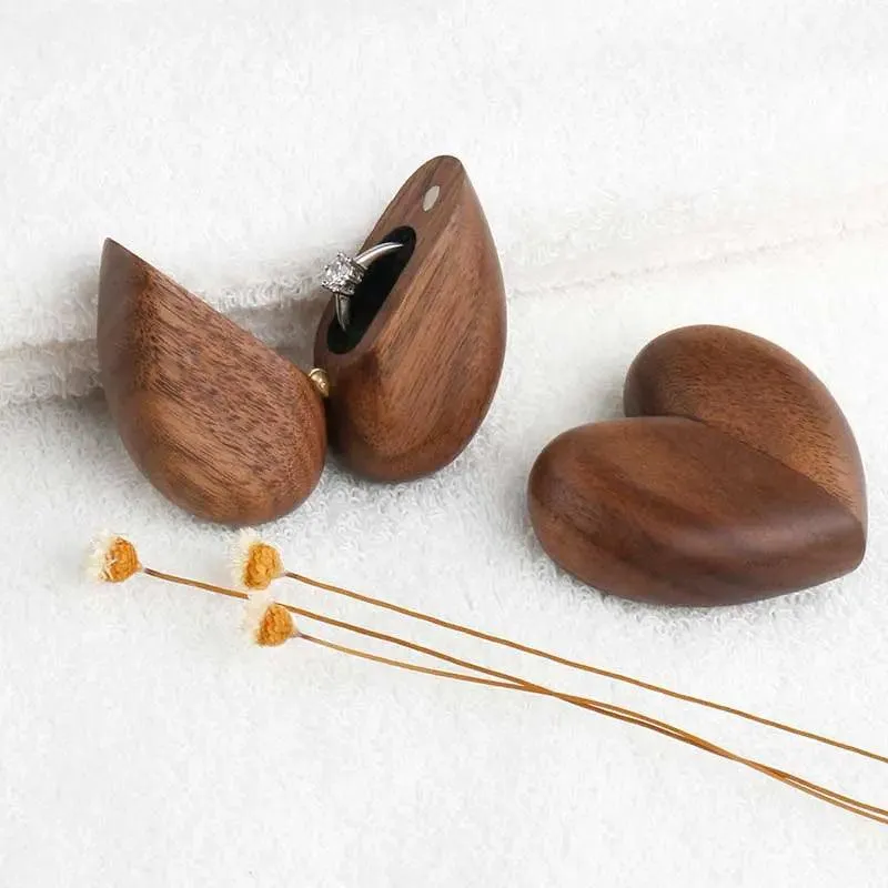 Wood Gift Heart Shape Ring Box for Wedding Engagement